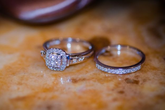 How Wedgate Matrimony Finds Suitable Matches for High-Status Jain Families