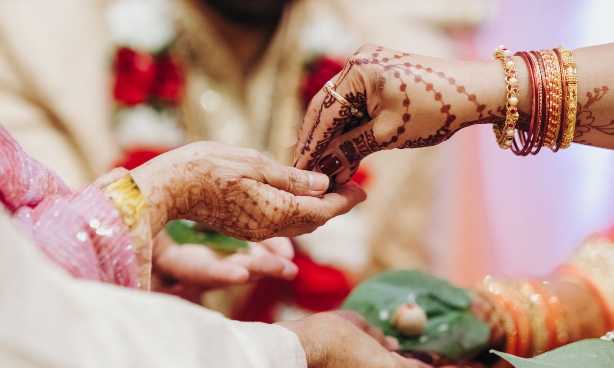 A complete guide to the workings of a marriage bureau