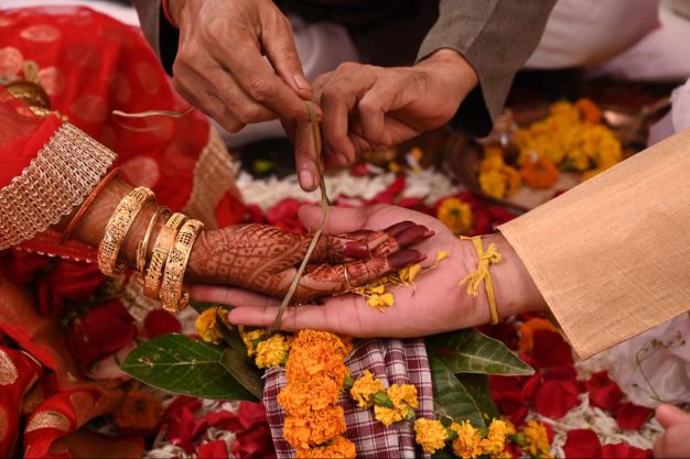 Benefits of Choosing a Late Marriage Site for Serious Relationships